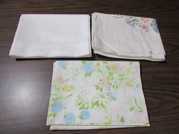 QUEEN SHEET SETS & SEPARATES