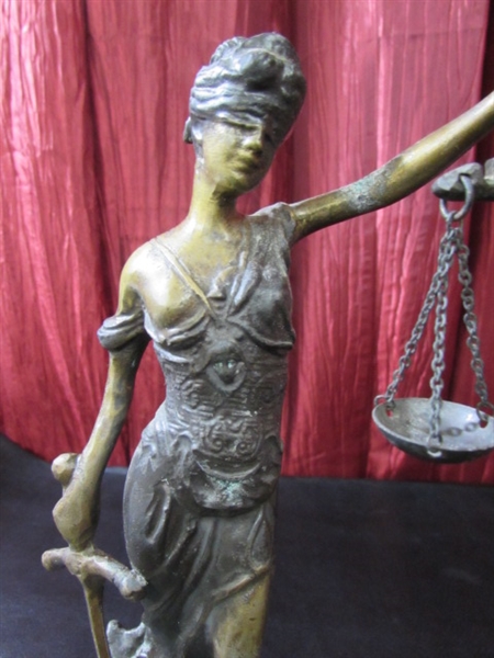 LADY JUSTICE STATUE