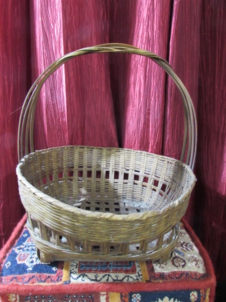 FABRIC OTTOMAN & BASKETS