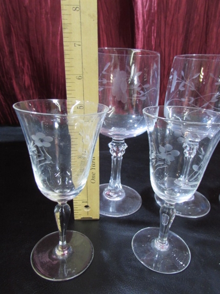 CRYSTAL & GLASS STEMWARE