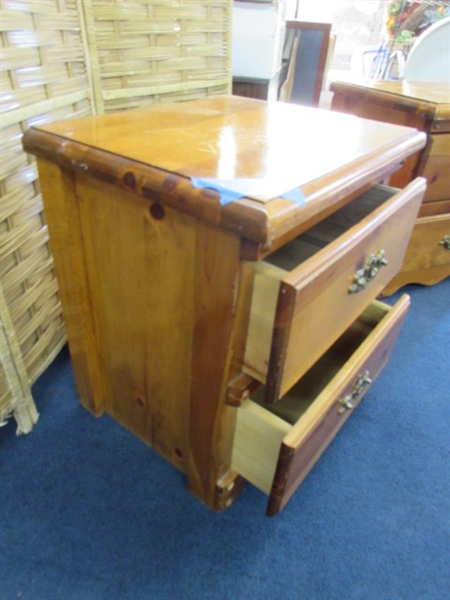 2 MATCHING NIGHTSTANDS IN KNOTTY PINE