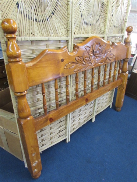 BEAUTIFUL FLORAL CARVED SOLID WOOD QUEEN HEADBOARD