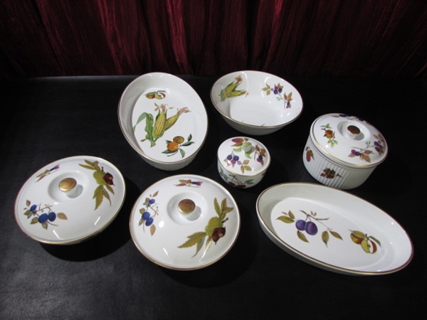 ROYAL WORCESTER FINE PORCELAIN OVENWARE