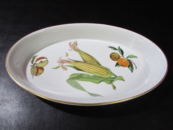 ROYAL WORCESTER FINE PORCELAIN OVENWARE