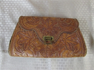 VINTAGE LEATHER TOOLED CLUTCH PURSE