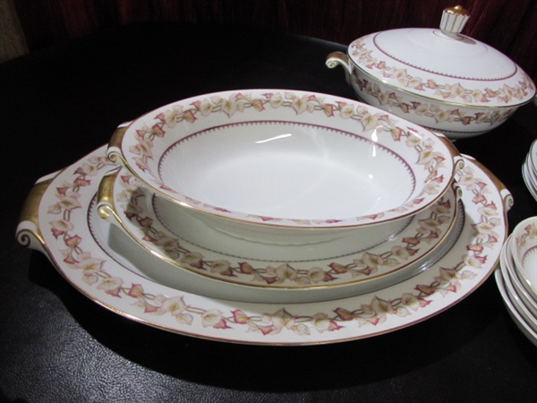 OCCUPIED JAPAN HARTFORD NARUMI CHINA DINNERWARE SET