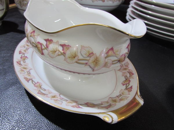 OCCUPIED JAPAN HARTFORD NARUMI CHINA DINNERWARE SET