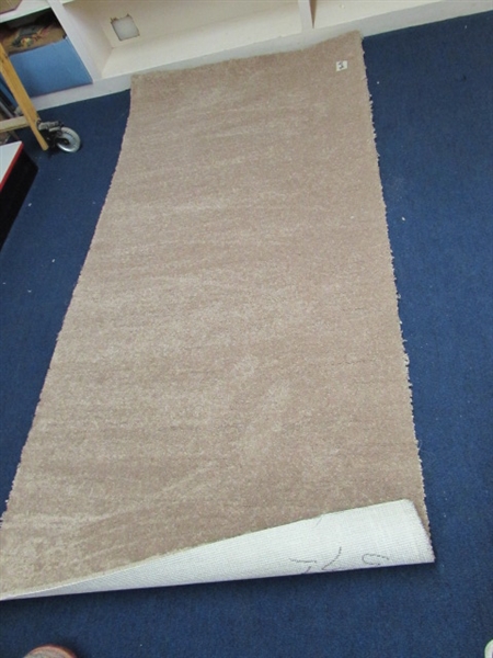 AREA RUG & CARPET REMNANT