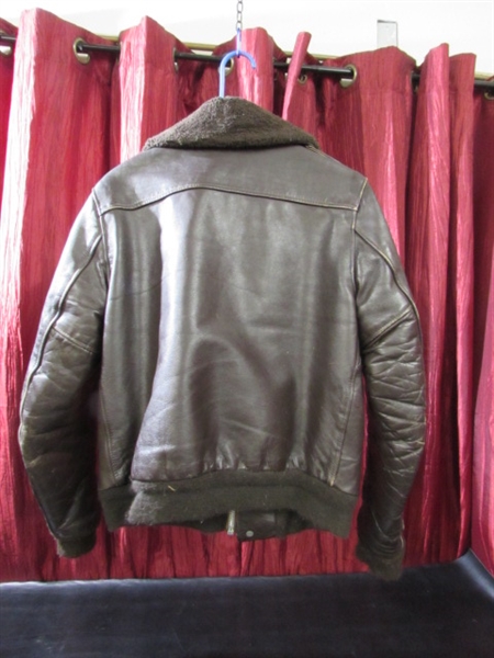 VINTAGE LEATHER FLIGHT/BOMBER JACKET