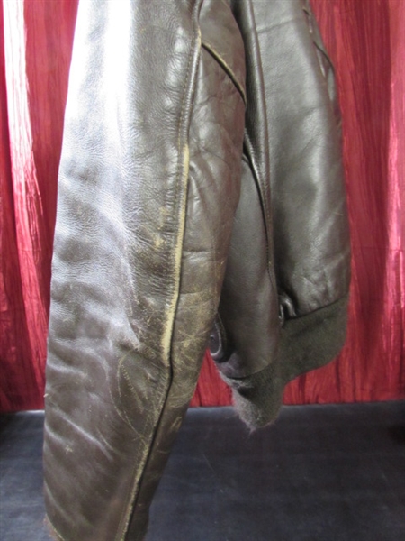 VINTAGE LEATHER FLIGHT/BOMBER JACKET