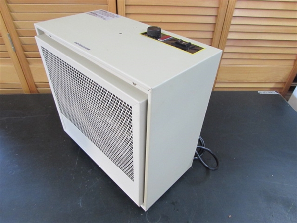 BOX FAN, TABLE FAN & HEATER