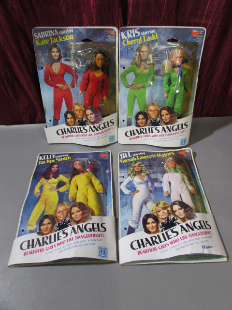 Lot Detail - VINTAGE HASBRO CHARLIE'S ANGELS DOLLS