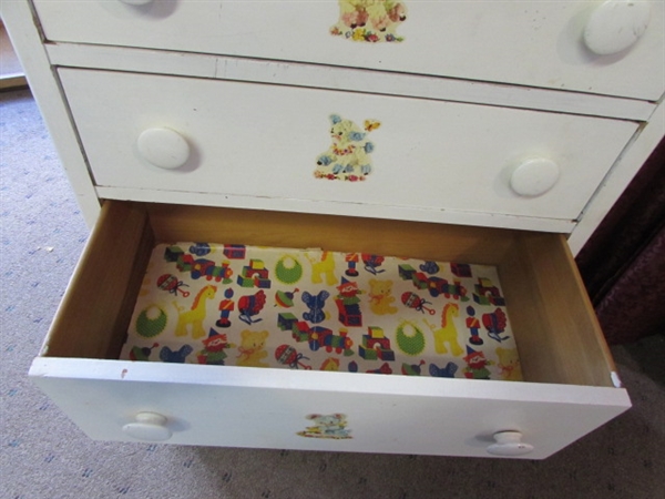 ANTIQUE CHILDS DRESSER