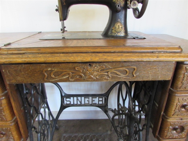 ANTIQUE SINGER TREADLE SEWING MACHINE IN 7 DRAWER CABINET