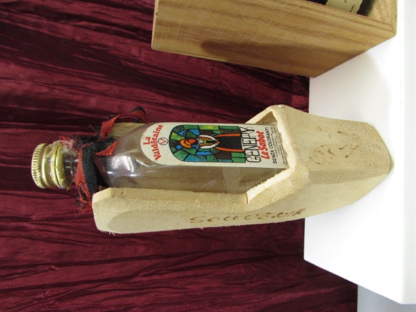 VINTAGE COLLECTIBLE LIQUOR BOTTLES & MORE