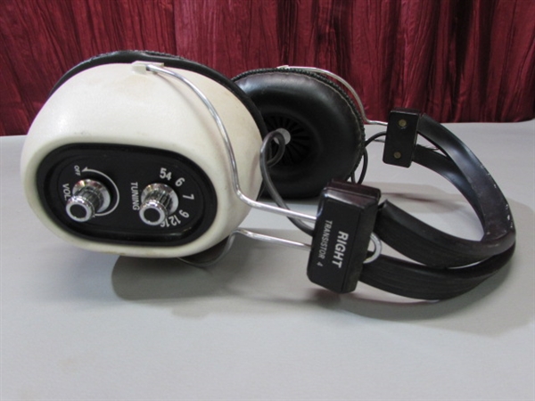 UNIDEN SCANNER AND AM RADIO HEADPHONES