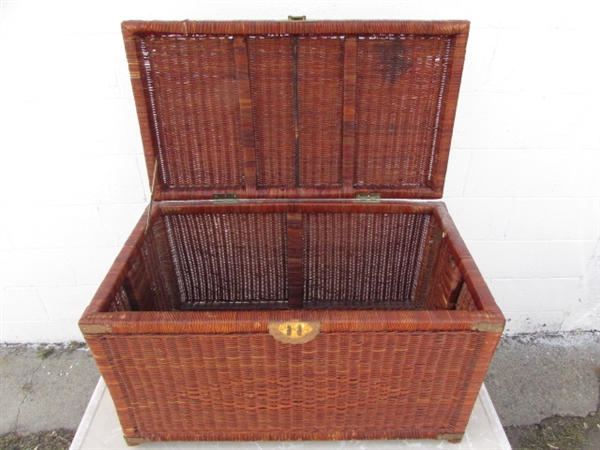 LARGE WICKER CHEST