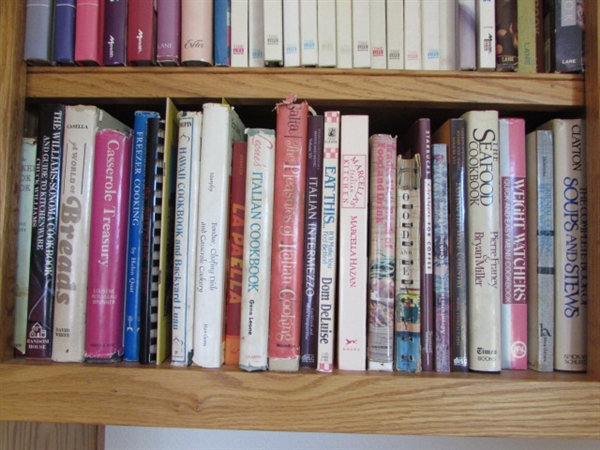 LARGE LOT OF COOKBOOKS