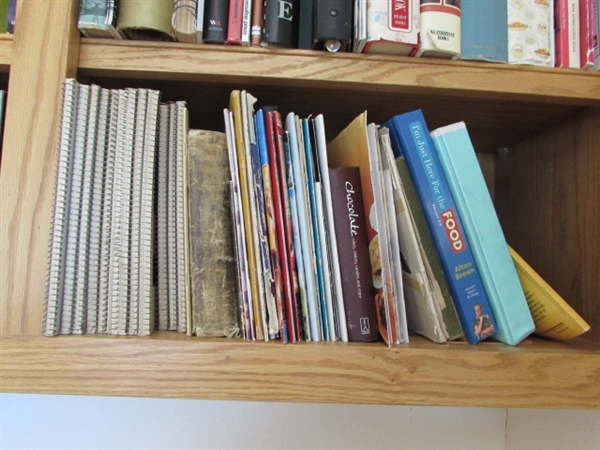 LARGE LOT OF COOKBOOKS