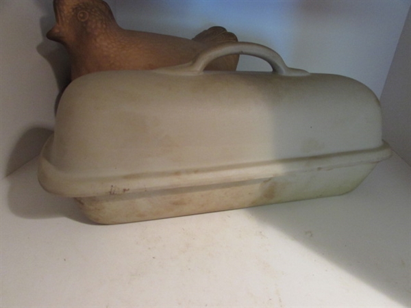 CLAY CHICKEN ROASTER, BREAD PAN WITH LID, PIE PLATE & MORE