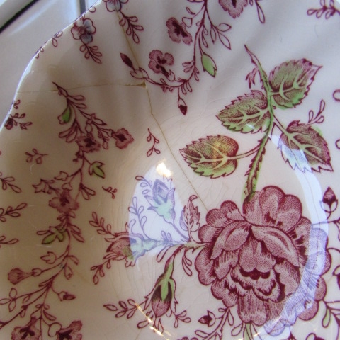 VINTAGE ROSE CHINTZ DINNERWARE