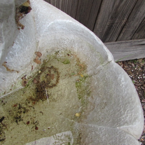 CONCRETE WATER FOUNTAIN WITH CHILD