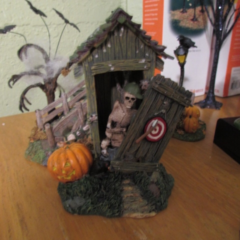 DEPT 56 HALLOWEEN VILLAGE COLLECTION