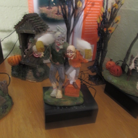 DEPT 56 HALLOWEEN VILLAGE COLLECTION