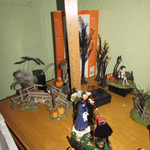 DEPT 56 HALLOWEEN VILLAGE COLLECTION