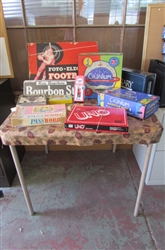 CARD TABLE AND GAMES