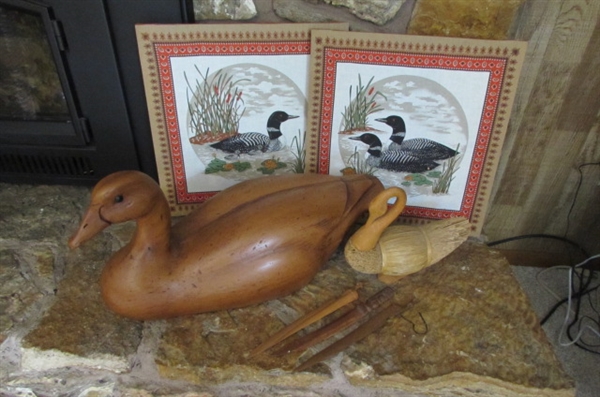 LARGE CARVED WOOD DUCK