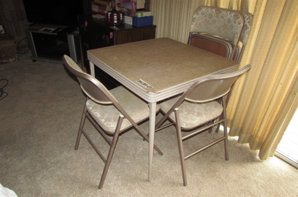 VINTAGE CARD TABLE AND CHAIRS