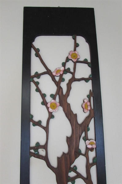 CARVED WOOD CHERRY BLOSSOM REVERSIBLE WALL ART & 3 SYROCO FLORAL WALL ART PIECES