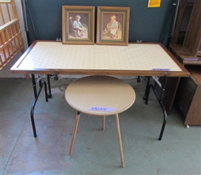 SMALL FOLDING TABLE, ACCENT TABLE & PICTURES