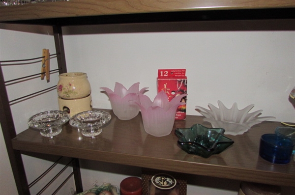 SHELF WITH CANDLE HOLDERS AND CANDLES