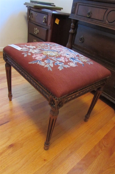 VINTAGE NEEDLEPOINT STOOL