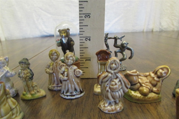 COLLECTABLEWADE FIGURINES