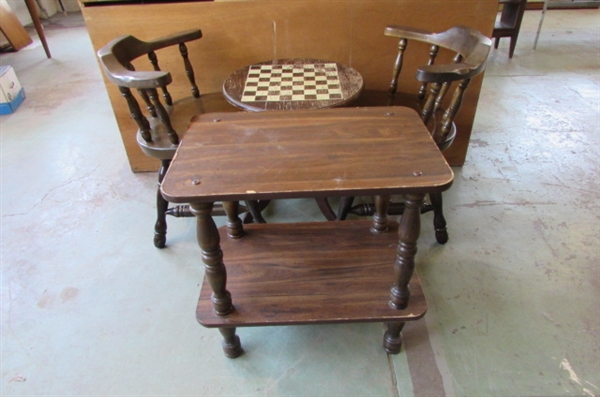 2 SOLID WOOD CHAIRS, ROUND CHECKERBOARD/CHESS TABLE & RECTANGULAR TABLE