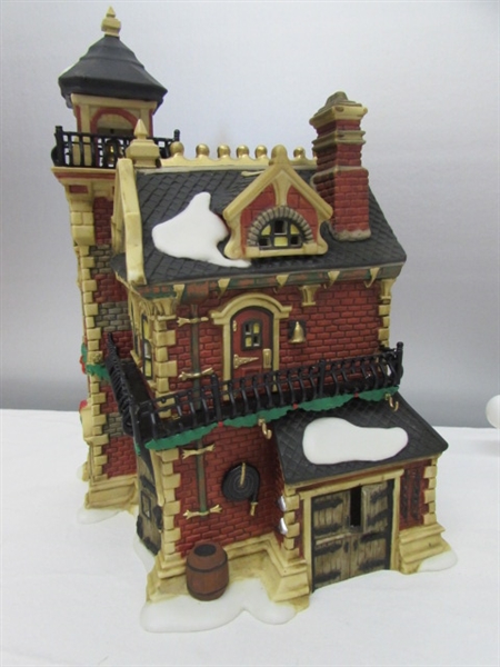 DEPT 56 DICKENS VILLAGE - ASHWICK LANE HOSE & LADDER FIREHOUSE WITH HORSE DRAWN WAGON & FIGURINES