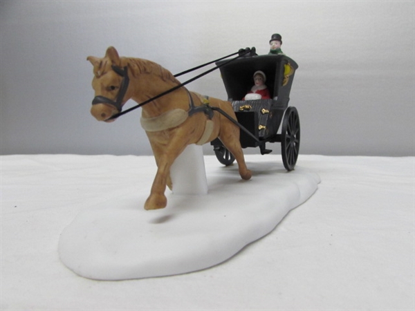 DEPT 56 DICKENS VILLAGE - TATTYEAVE KNOLL & HORSE DRAWN CARRIAGE