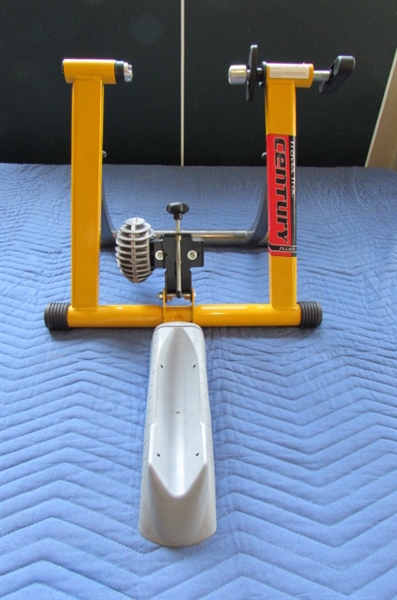 TRAVEL TRAC CENTURY BIKE TRAINER