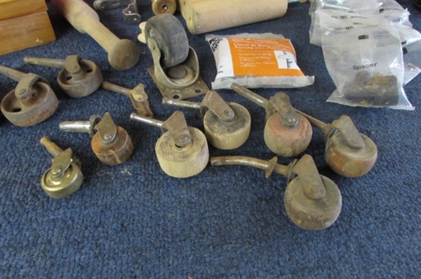 VINTAGE/ANTIQUE CASTORS AND FURNITURE FEET