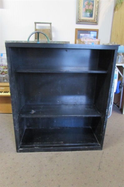 METAL SHOP SHELVING UNIT