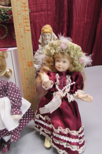 ANIMATED PORCELAIN DOLL AND MORE