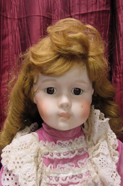 ANIMATED PORCELAIN DOLL AND MORE