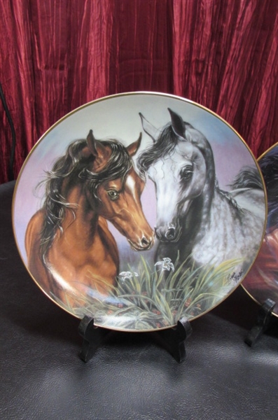 COLLECTABLE HORSE PLATES *SNIP*