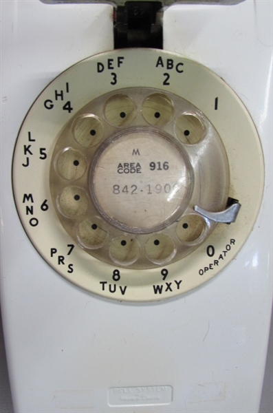 ROTARY DIAL PHONE