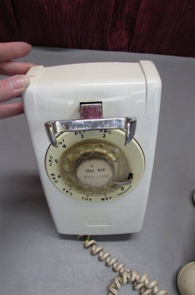 ROTARY DIAL PHONE