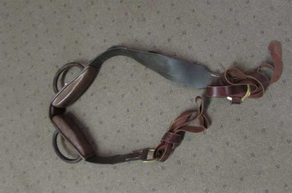 WORKING HORSE HARNESS GEAR *BENEFITS STABLE HANDS*