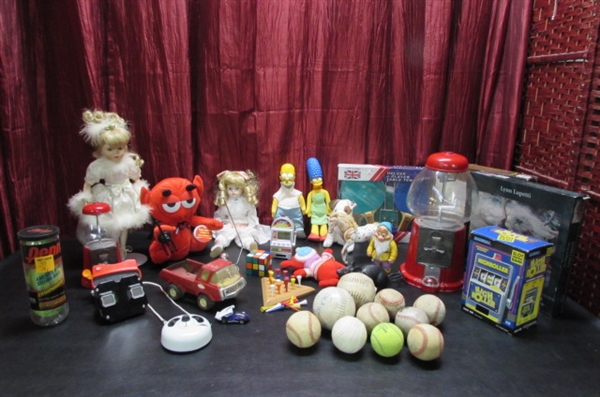 VINTAGE AND OTHER TOYS